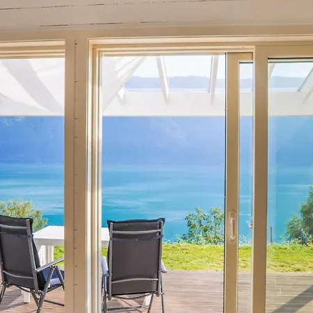 In With House Sea View Ornes (Sogn og Fjordane)