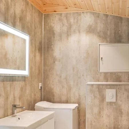 In With House Sea View 度假居 *